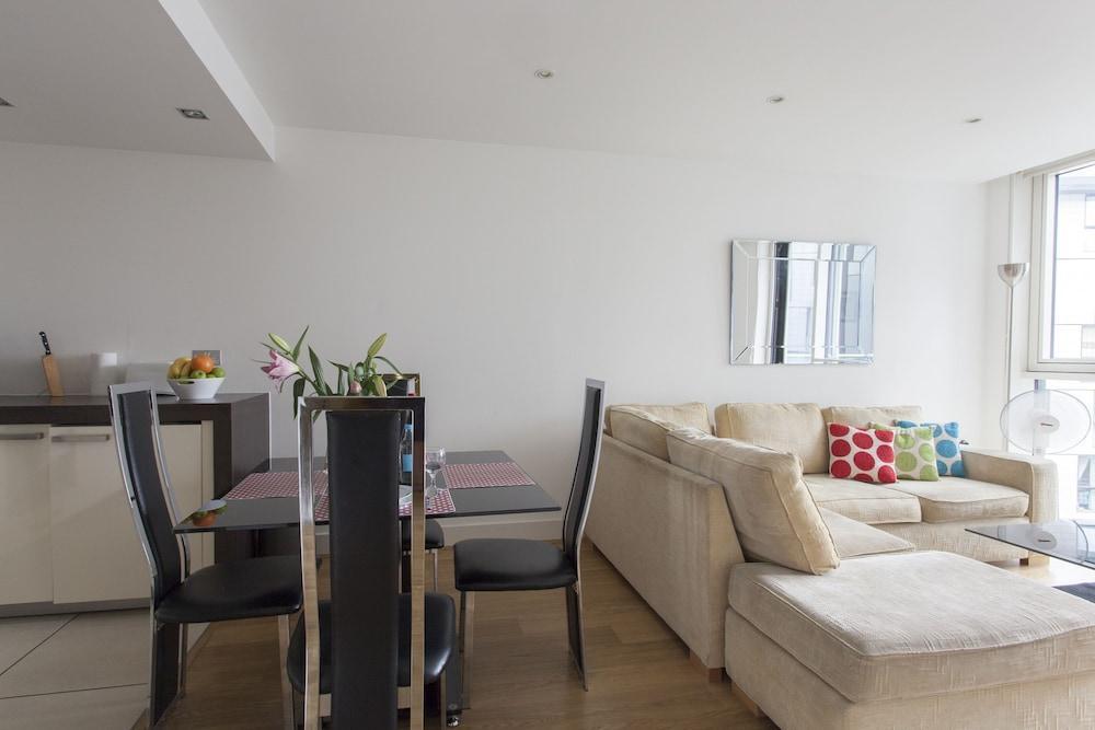Times Square Serviced Apartments Londyn Zewnętrze zdjęcie